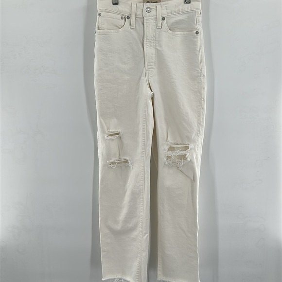 Madewell The Perfect Vintage Straight Jean in Tile White: Ripped-Knee Edition 24 - Picture 4 of 10